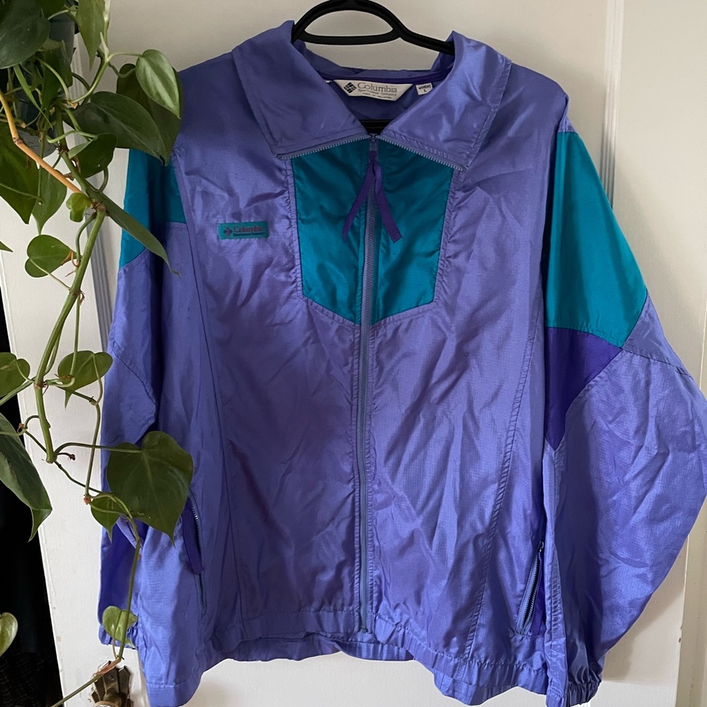 Columbia windbreaker women’s